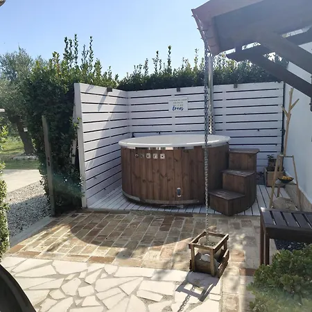 Couette-café Il Giardino Di Epicuro 4*