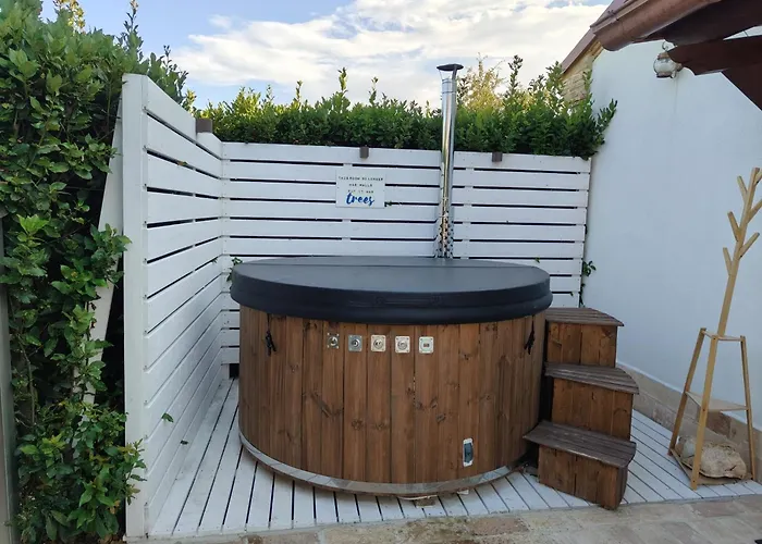 ベッド・アンド・ブレックファスト Il Giardino Di Epicuro